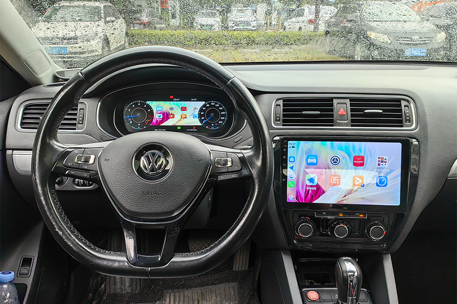 VW Jetta digitales Kombiinstrument